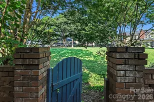 2705 N Center St, Hickory, NC 28601 - Photo 31