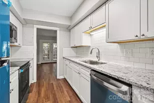 2705 N Center St, Hickory, NC 28601 - Photo 5