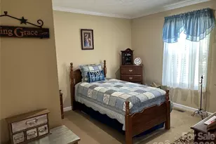 321 Jones St, Blacksburg, SC 29702 - Photo 13