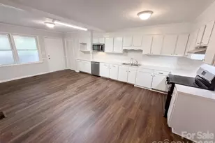 1018 Wade Rorie Rd, Wingate, NC 28174 - Photo 9