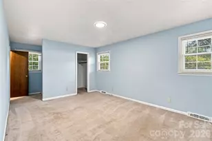 4209 Heatherstone Dr, Gastonia, NC 28056 - Photo 9