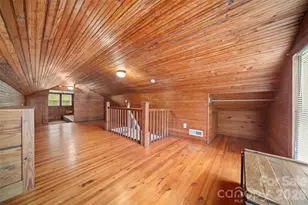 116 Whitesides St, Cherryville, NC 28021 - Photo 9