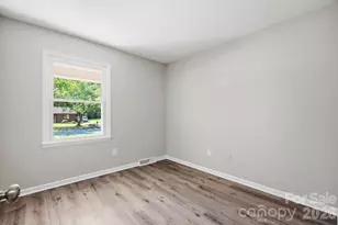 12011 Merriweather Dr, Charlotte, NC 28273 - Photo 21
