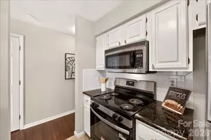 5011 Sharon Rd, Charlotte, NC 28210 - Photo 25