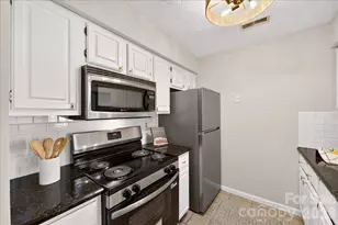 5011 Sharon Rd, Charlotte, NC 28210 - Photo 21