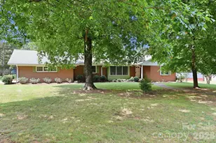 215 E Park Ave, Granite Quarry, NC 28146 - Photo 17