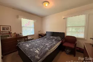4310 Gillespie Ct, Charlotte, NC 28205 - Photo 13