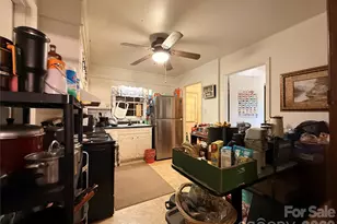4310 Gillespie Ct, Charlotte, NC 28205 - Photo 23