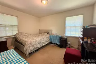 4310 Gillespie Ct, Charlotte, NC 28205 - Photo 15
