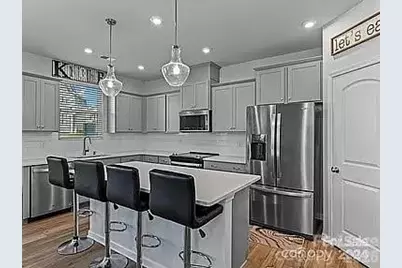 1230 Bigelow Street, Charlotte, NC 28269 - Photo 5