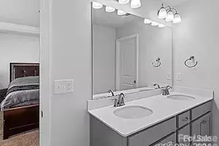 1230 Bigelow St, Charlotte, NC 28269 - Photo 13