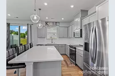 1230 Bigelow Street, Charlotte, NC 28269 - Photo 7