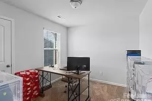 1230 Bigelow St, Charlotte, NC 28269 - Photo 17