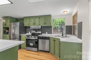 390 Stacy Hollow Dr, Marion, NC 28752 - Photo 7