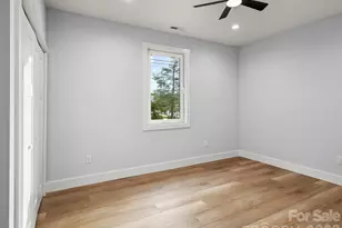 902 Narva Rd, Hendersonville, NC 28792 - Photo 27
