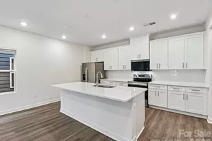 7286 Yardley St, Gastonia, NC 28056 - Photo 3