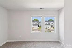 8220 Hidden Spgs Trl, Charlotte, NC 28216 - Photo 7