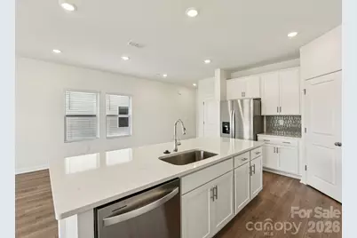 8300 Hidden Springs Trail, Charlotte, NC 28216 - Photo 7