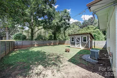 3335 Dunaire Drive, Charlotte, NC 28205 - Photo 27