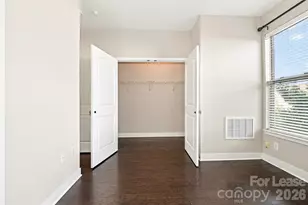 732 Seigle Point Dr, Charlotte, NC 28204 - Photo 25