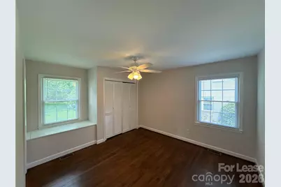 4834 Fairheath Road, Charlotte, NC 28210 - Photo 9