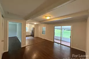 4834 Fairheath Rd, Charlotte, NC 28210 - Photo 3