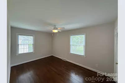 4834 Fairheath Road, Charlotte, NC 28210 - Photo 11