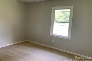 900 Junius St, Gastonia, NC 28052 - Photo 15