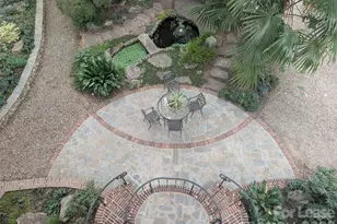 923 Henley Pl, Charlotte, NC 28207 - Photo 27