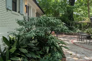 923 Henley Pl, Charlotte, NC 28207 - Photo 25