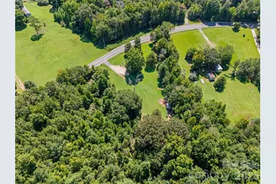 1545 Rhyne Road, Clover, SC 29710 - Photo 9