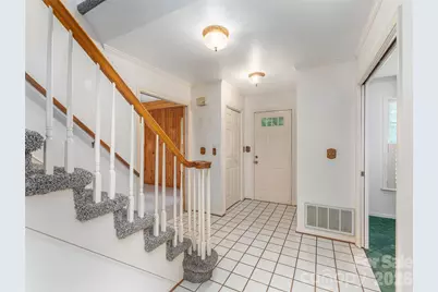 200 Heathcote Road, Hendersonville, NC 28791 - Photo 5
