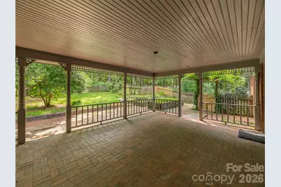 200 Heathcote Road, Hendersonville, NC 28791 - Photo 37