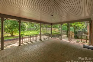 200 Heathcote Rd, Hendersonville, NC 28791 - Photo 37