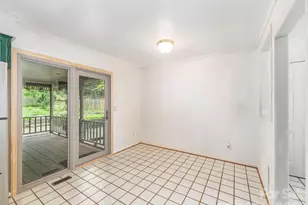 200 Heathcote Rd, Hendersonville, NC 28791 - Photo 15
