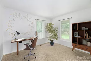 200 Heathcote Rd, Hendersonville, NC 28791 - Photo 21