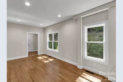 146 Bradford Park, Clyde, NC 28721 - Photo 11