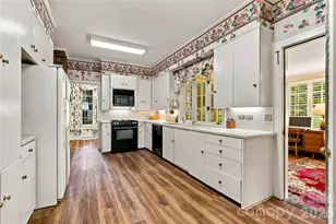 209 Laban's Ln, Lincolnton, NC 28092 - Photo 9