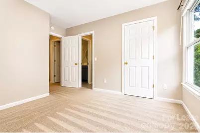 9015 Chimney Ridge Trail, Charlotte, NC 28269 - Photo 29