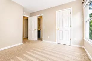 9015 Chimney Ridge Trail, Charlotte, NC 28269 - Photo 29