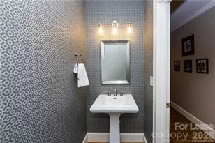 2842 Chelsea Dr, Charlotte, NC 28209 - Photo 11