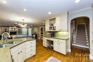 2842 Chelsea Dr, Charlotte, NC 28209 - Photo 7
