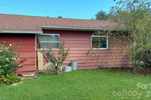 109 Barbara Ave, Mount Airy, NC 27030 - Photo 11
