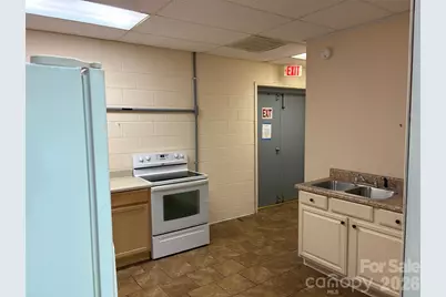 322 E Statesville Avenue, Mooresville, NC 28115 - Photo 5