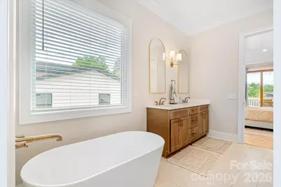 2800 Hilliard Drive, Charlotte, NC 28205 - Photo 13