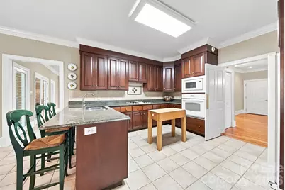 1515 8th Street NW, Hickory, NC 28601 - Photo 9