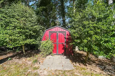 1515 8th Street NW, Hickory, NC 28601 - Photo 35
