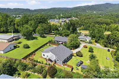 112 Upper Grove Lane, Weaverville, NC 28787 - Photo 3