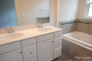 1563 S Church St, Charlotte, NC 28203 - Photo 11
