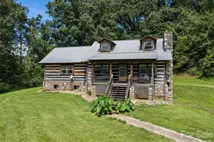 831 Qualla Rd, Waynesville, NC 28785 - Photo 1